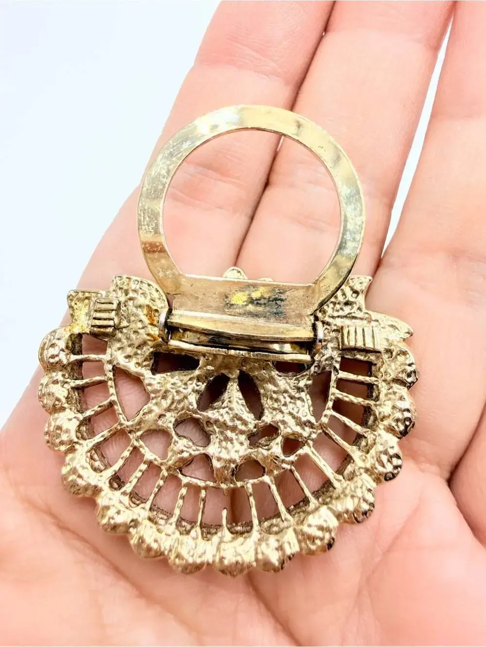 Vintage Gold Tone Faux Pearl Rhinestone Sweater Guard Scarf Clip